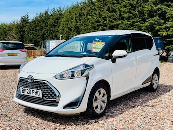 Used Toyota Sienta 2020 for sale - 78764540: Photo
