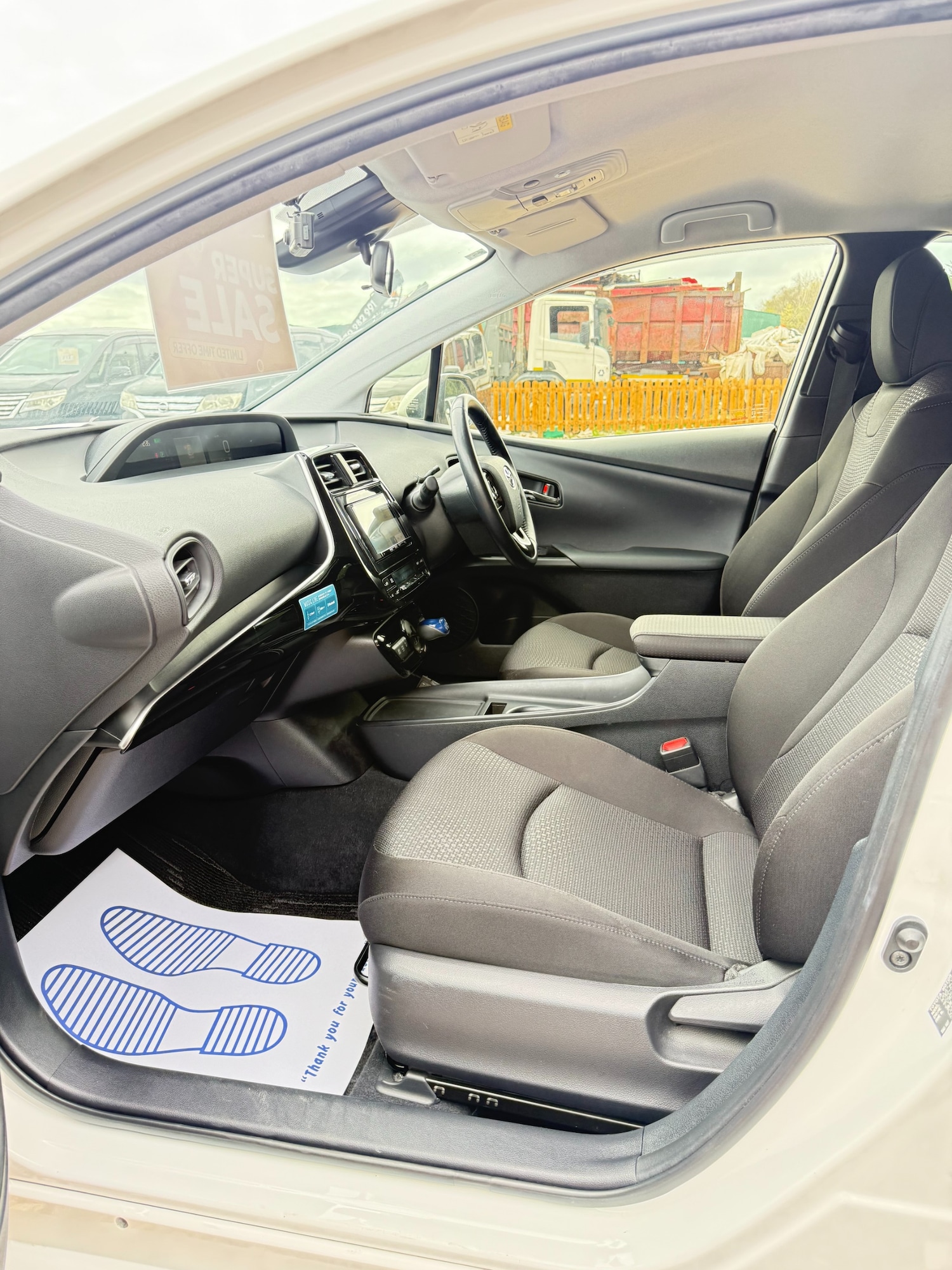 Used Toyota Prius 2026 for sale - 78092654: Photo 10