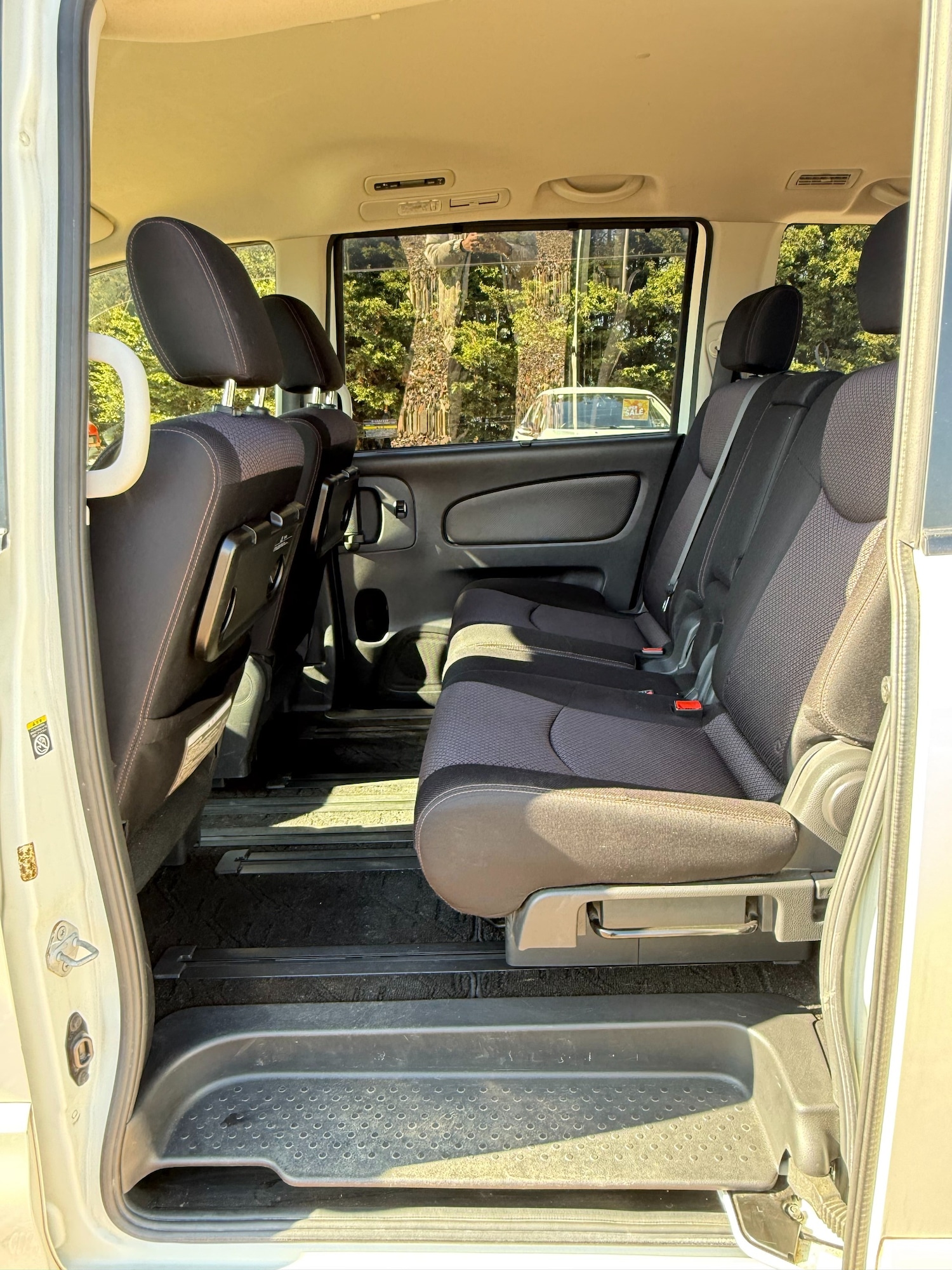 Used Nissan Serena 2026 for sale - 77997777: Photo 12