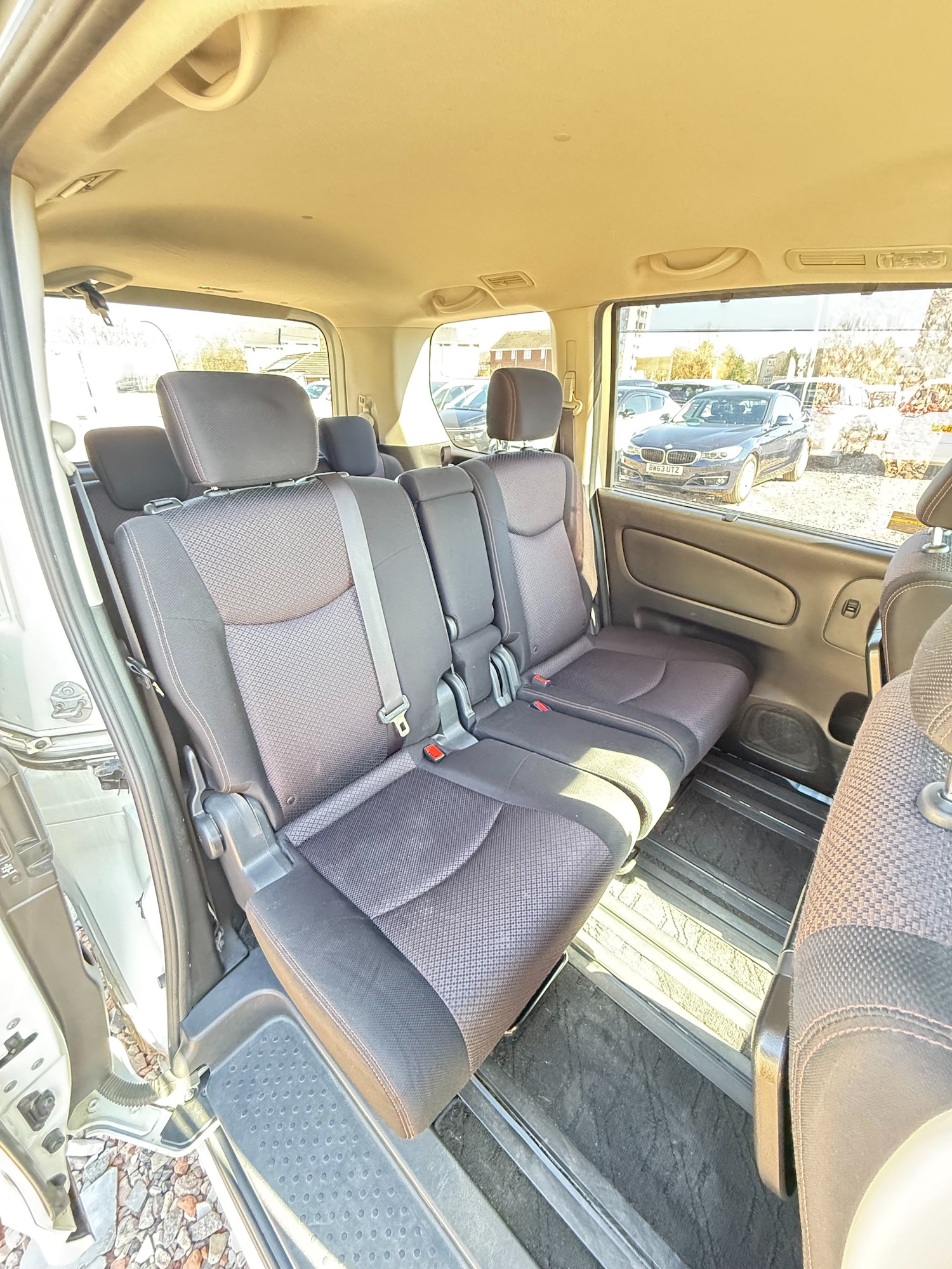 Used Nissan Serena 2026 for sale - 77997777: Photo 15