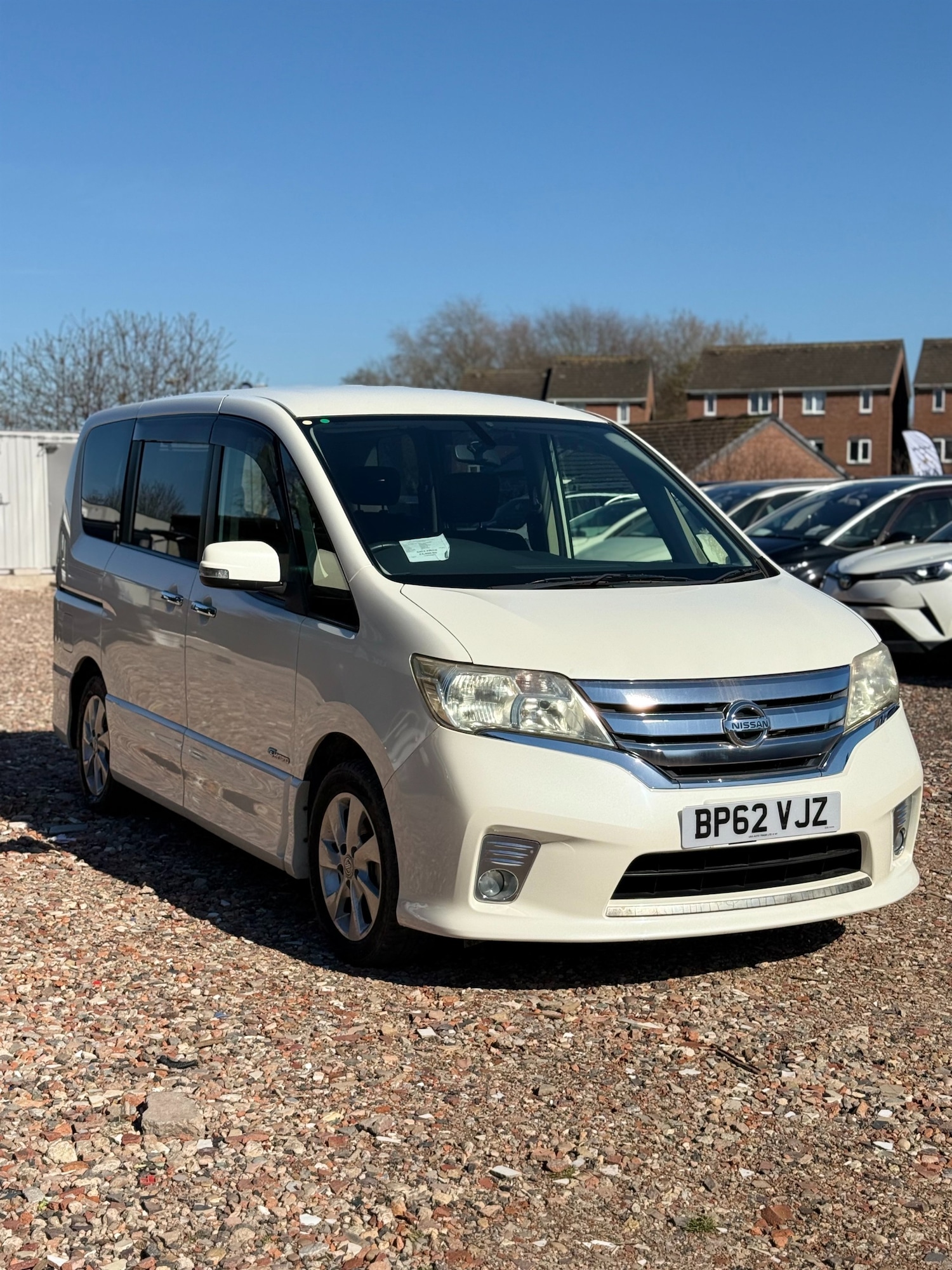 Used Nissan Serena 2026 for sale - 77997777: Photo 2