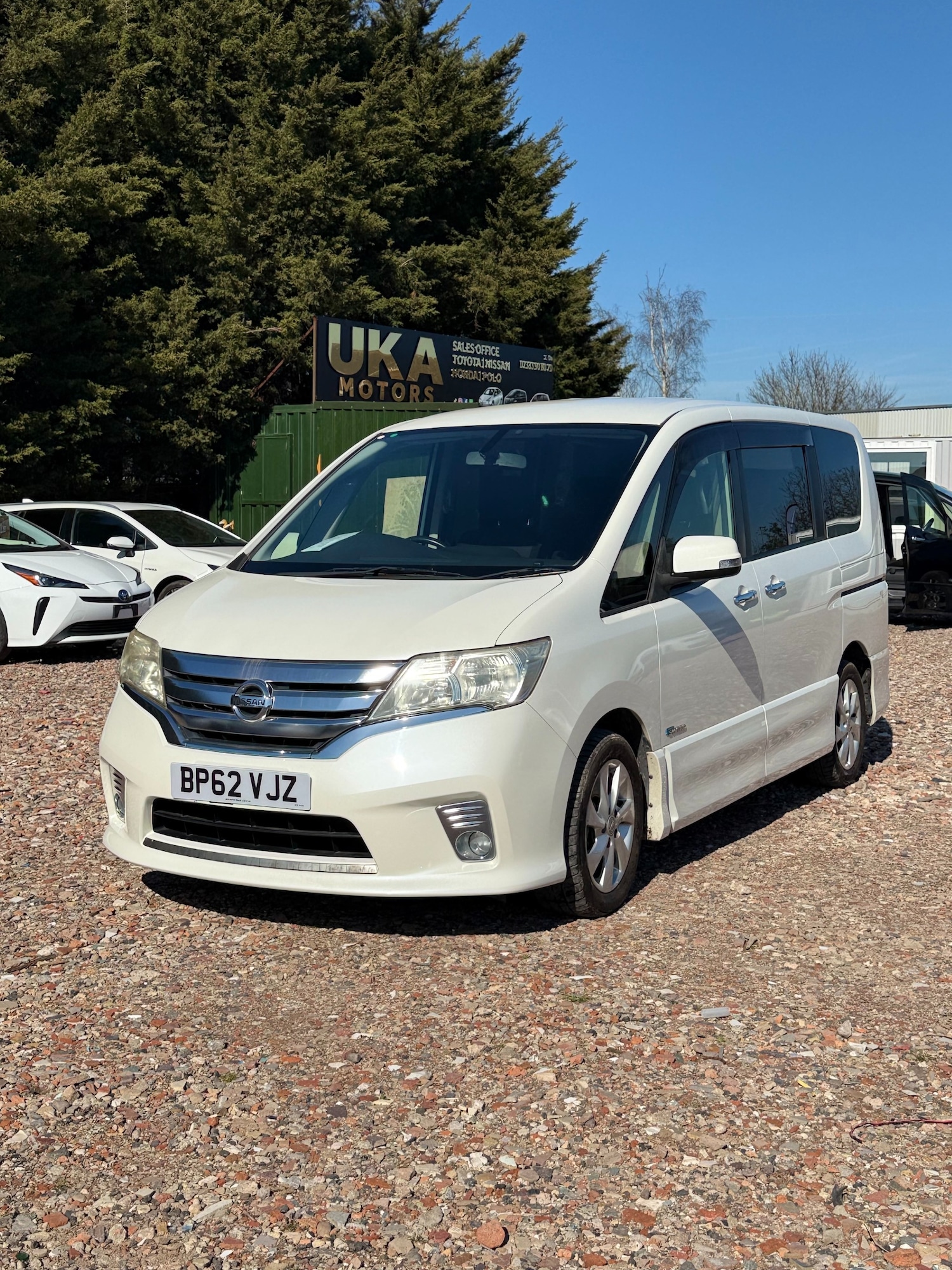 Used Nissan Serena 2026 for sale - 77997777: Photo 3