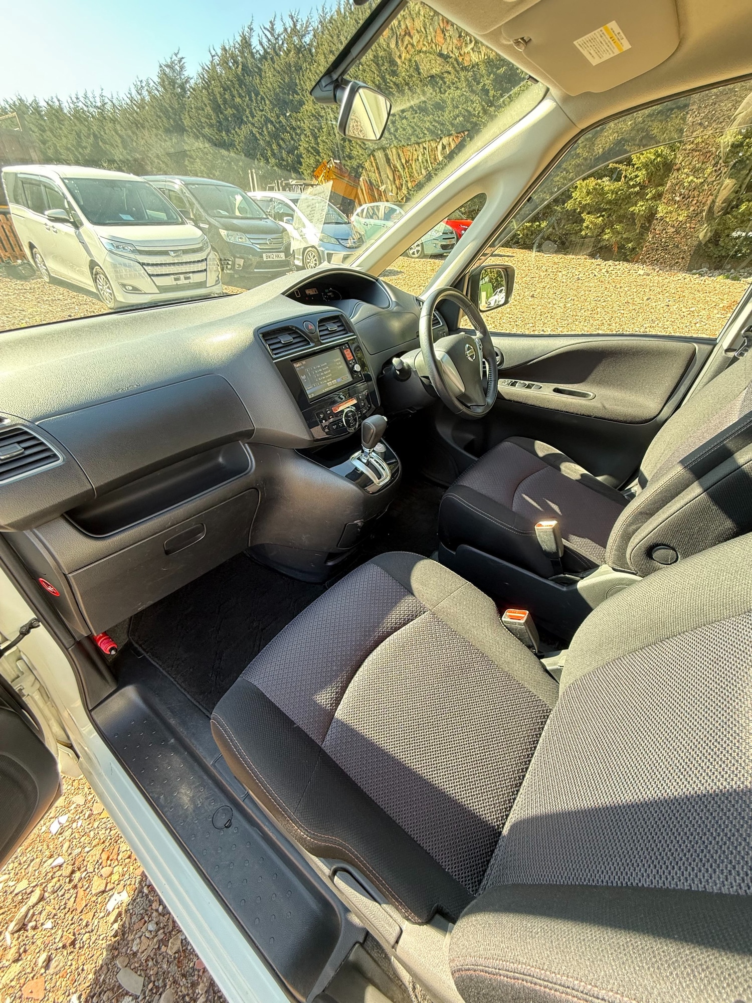 Used Nissan Serena 2026 for sale - 77997777: Photo 9