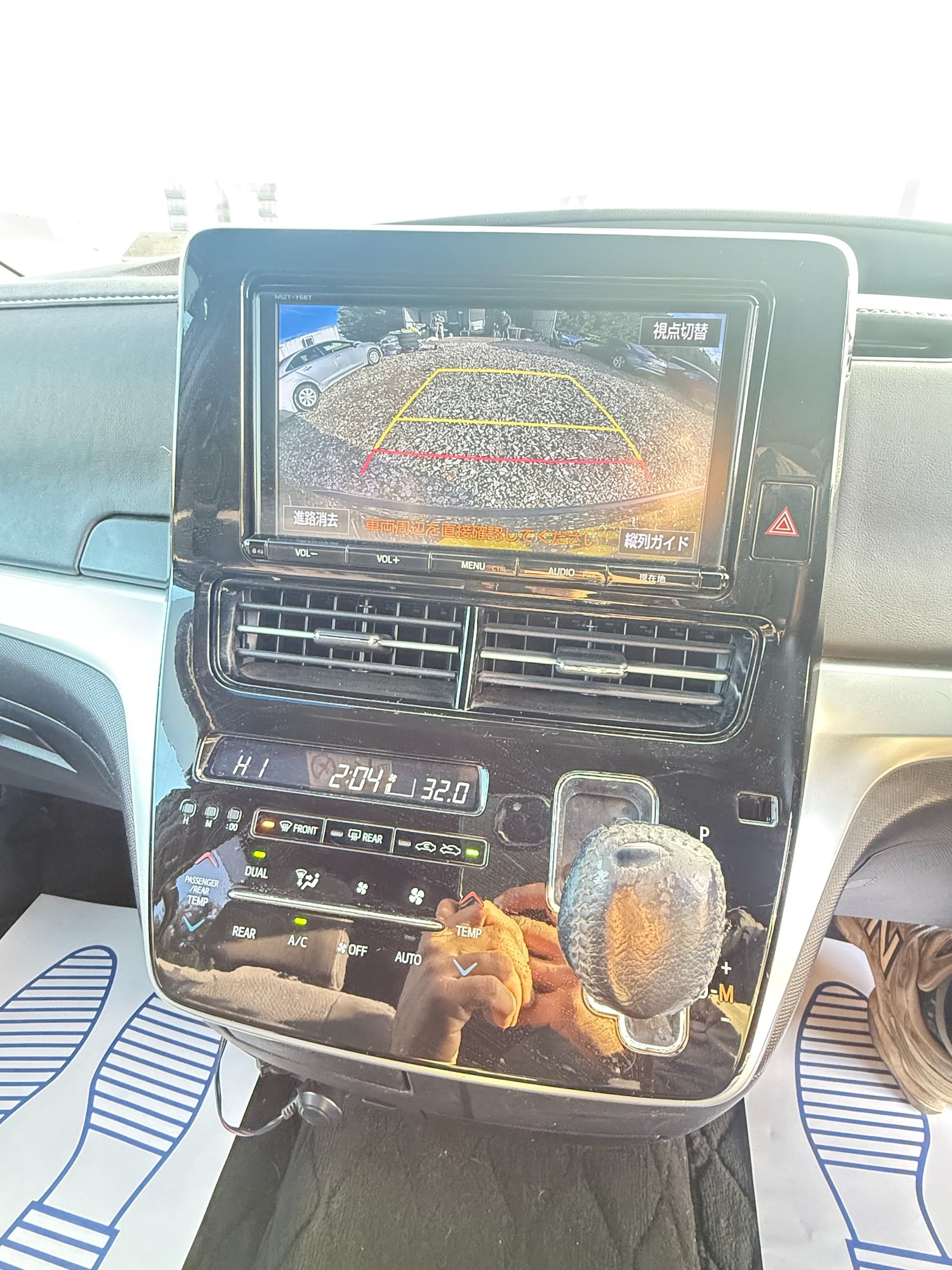 Used Toyota Estima 2016 for sale - 77236972: Photo 8