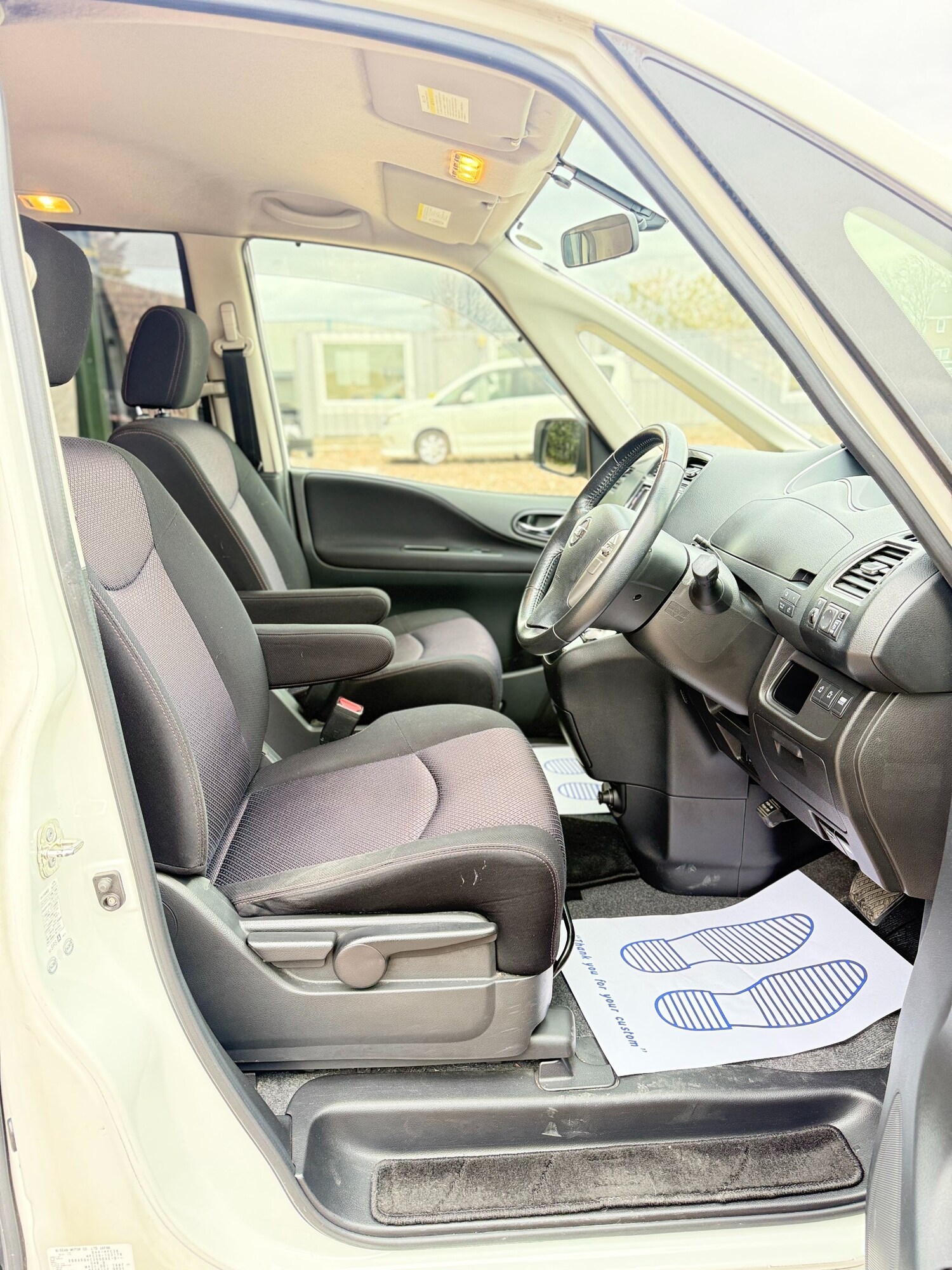 Used Nissan Serena 2026 for sale - 78121210: Photo 11