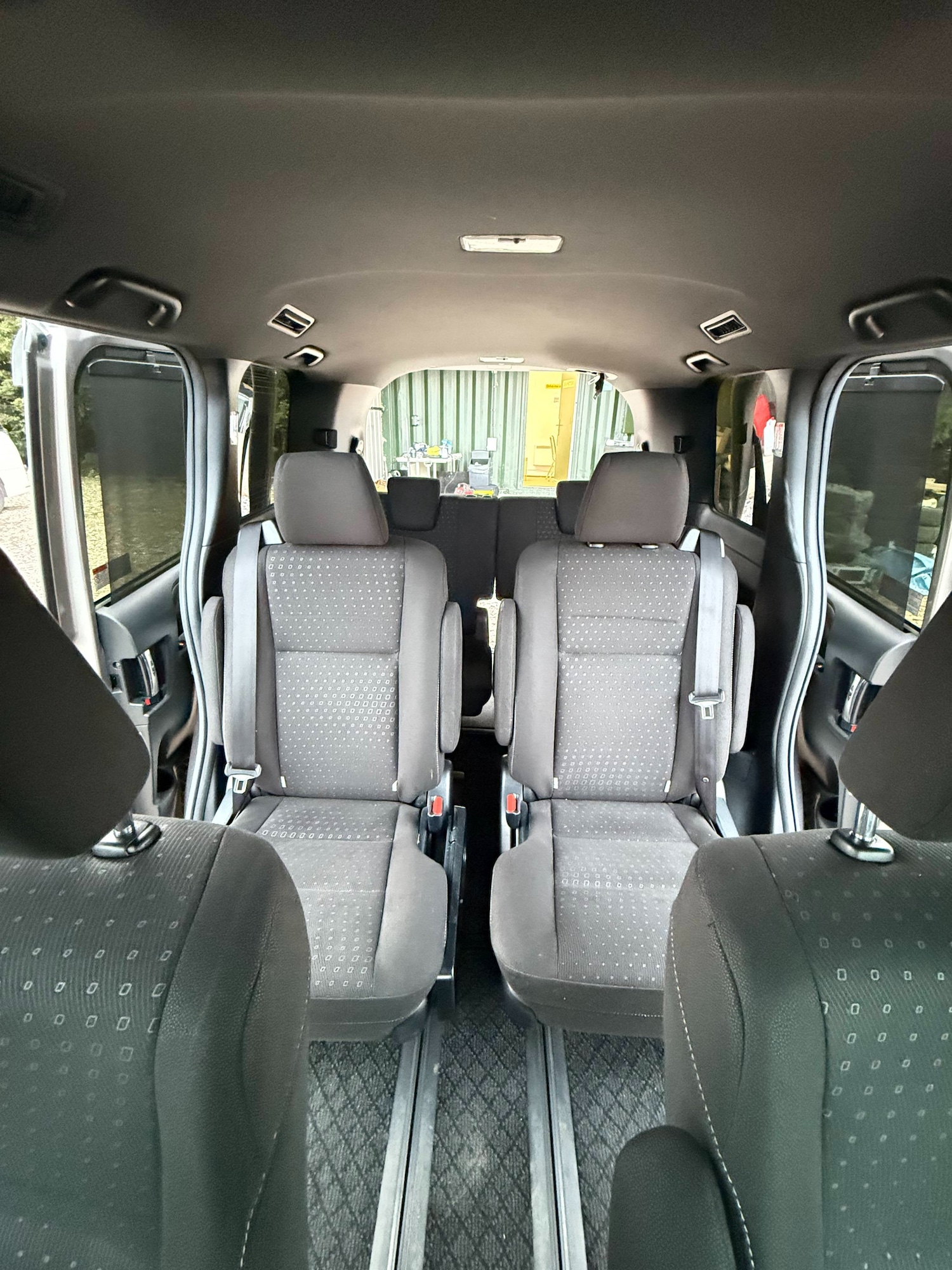 Used Toyota Noah 2019 for sale - 77687328: Photo 11