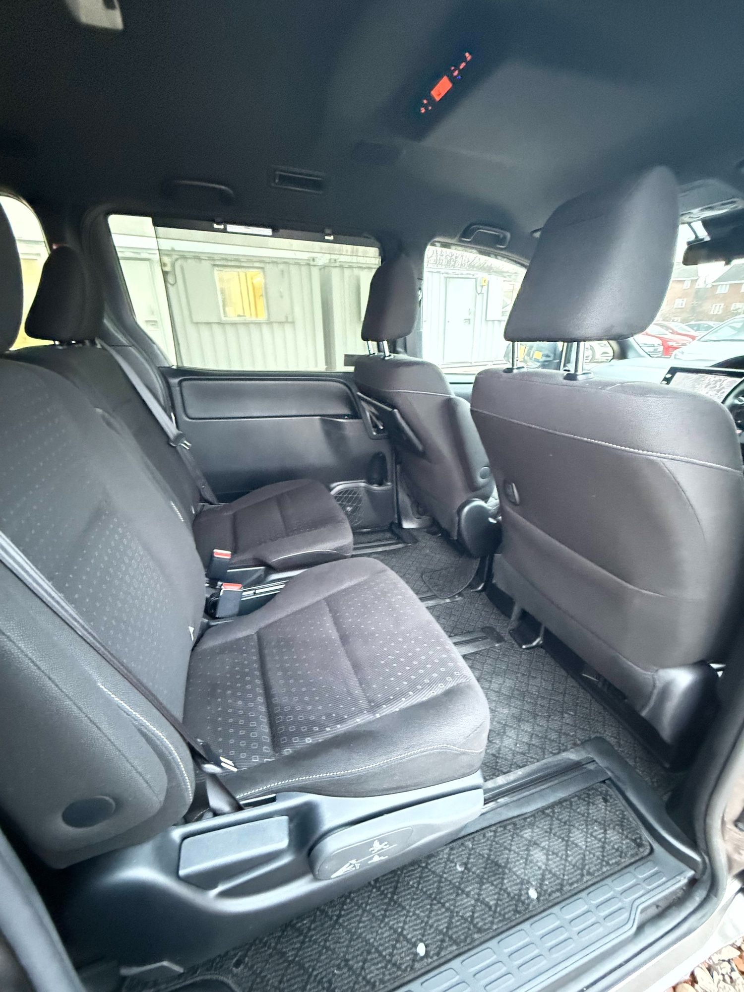 Used Toyota Noah 2019 for sale - 77687328: Photo 14
