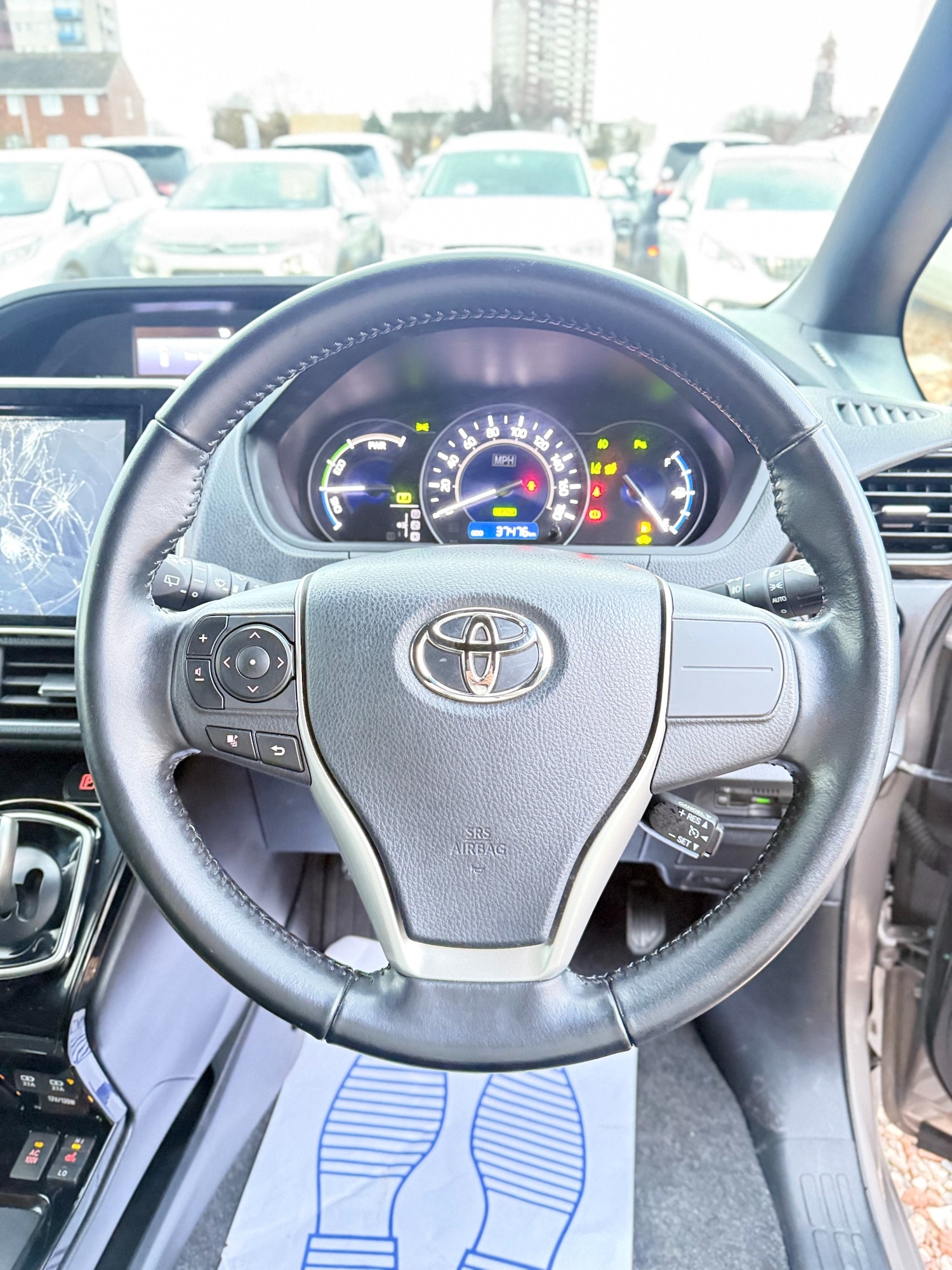 Used Toyota Noah 2019 for sale - 77687328: Photo 18
