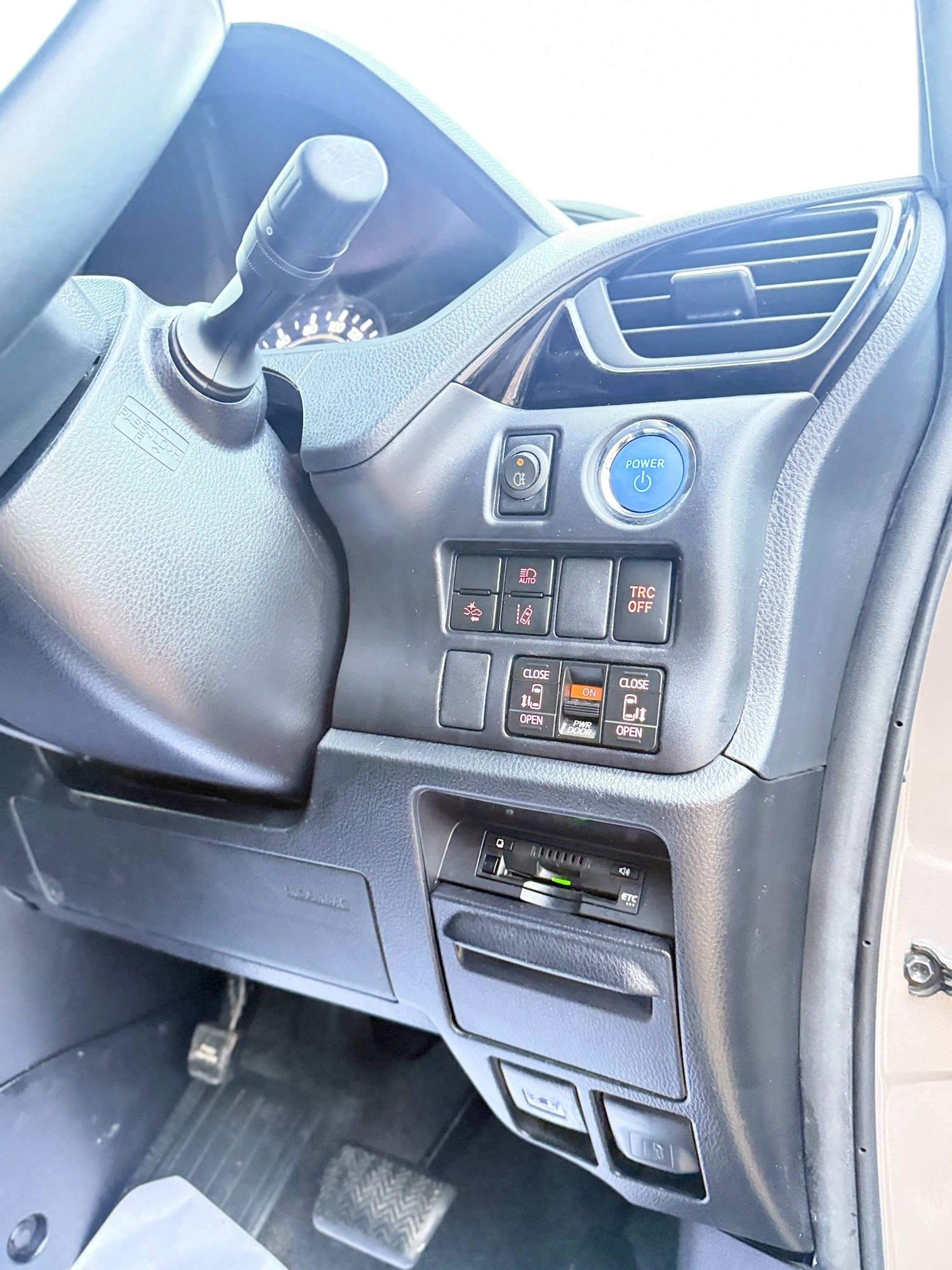 Used Toyota Noah 2019 for sale - 77687328: Photo 20