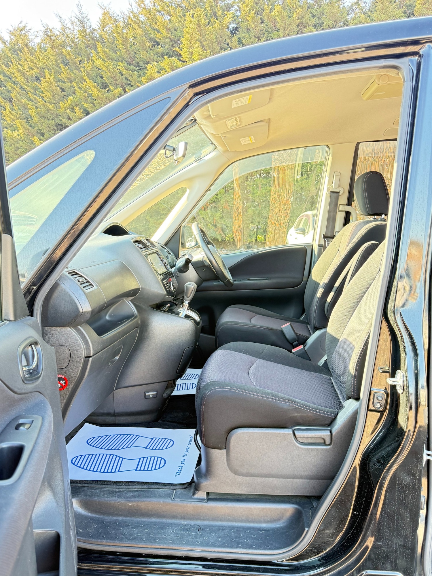 Used Nissan Serena 2026 for sale - 77998098: Photo 9