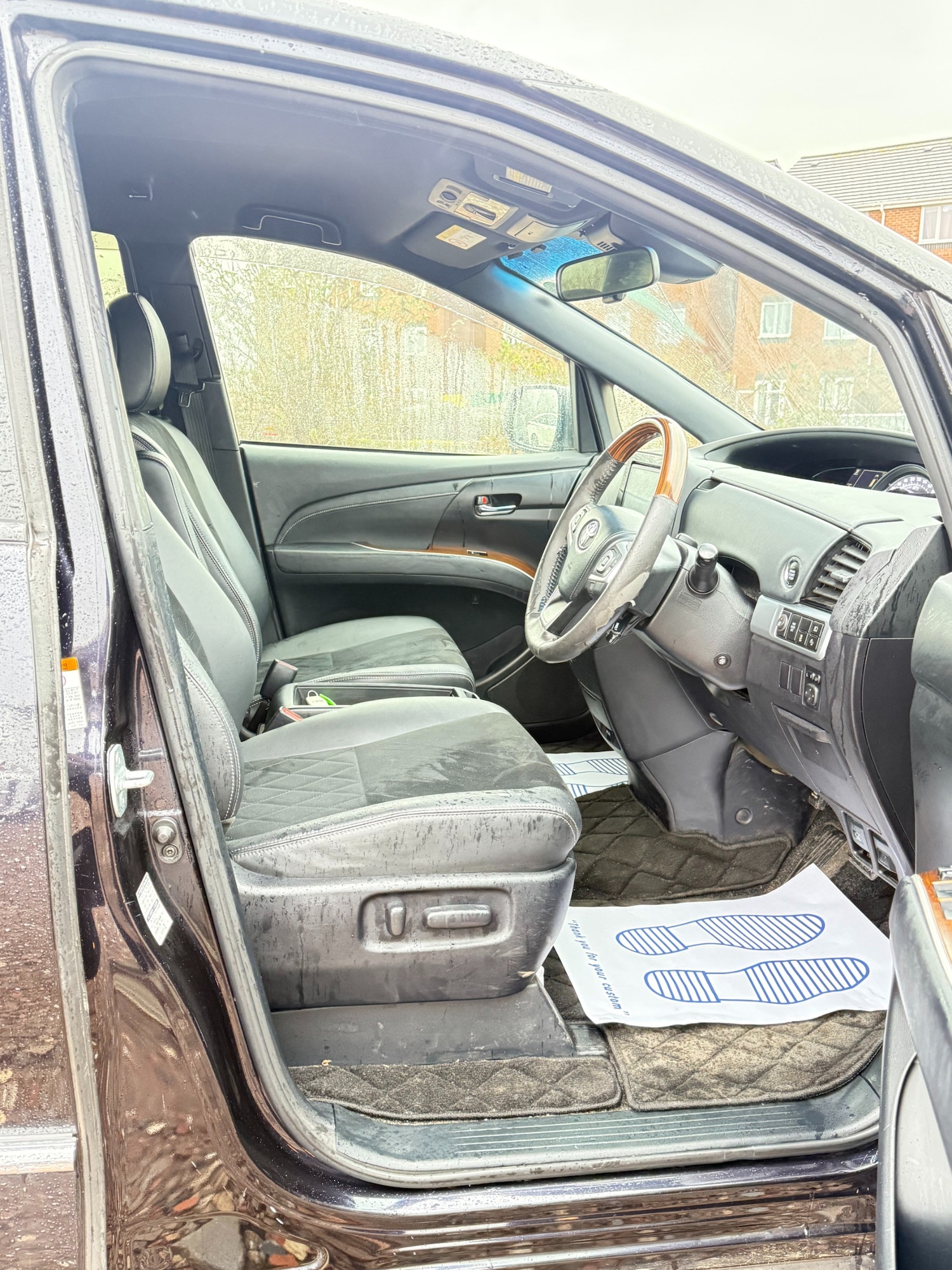 Used Toyota Estima 2025 for sale - 77168365: Photo 14