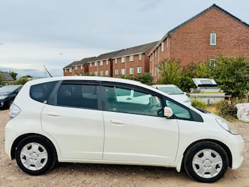 Used Honda Fit 2011 for sale - 79827968: Photo