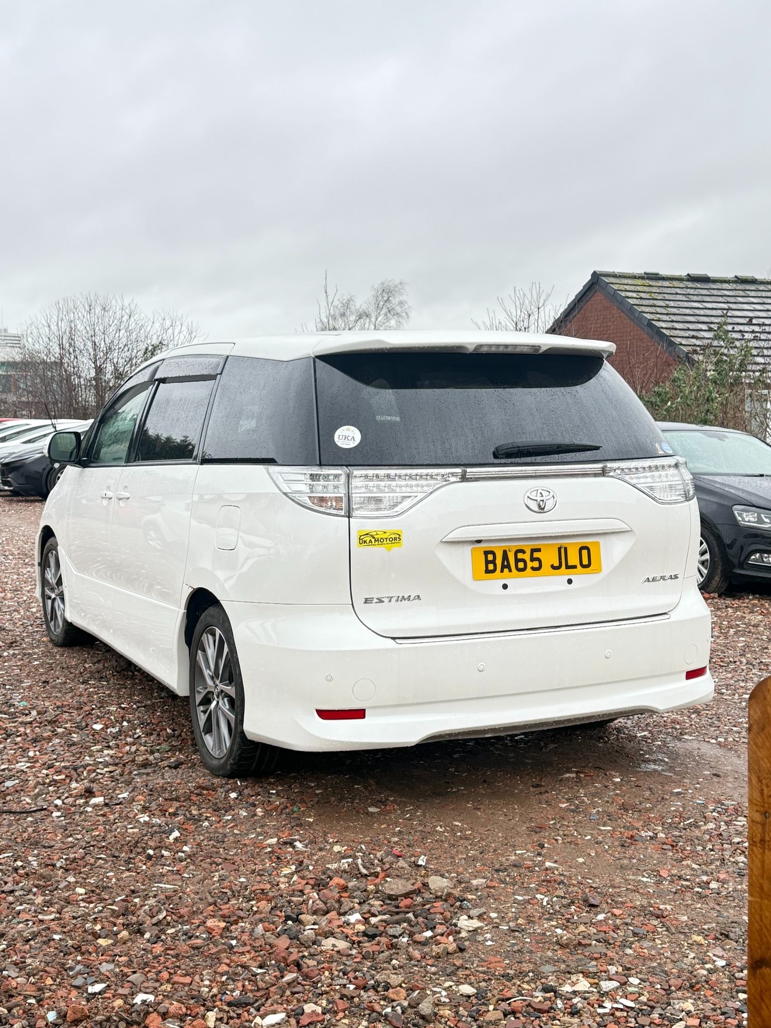 Used Toyota Estima 2016 for sale - 77170809: Photo 3