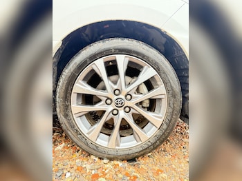 Used Toyota Estima 2016 for sale - 77170809: Photo