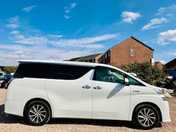 Used Toyota Vellfire 2015 for sale - 79652238: Photo