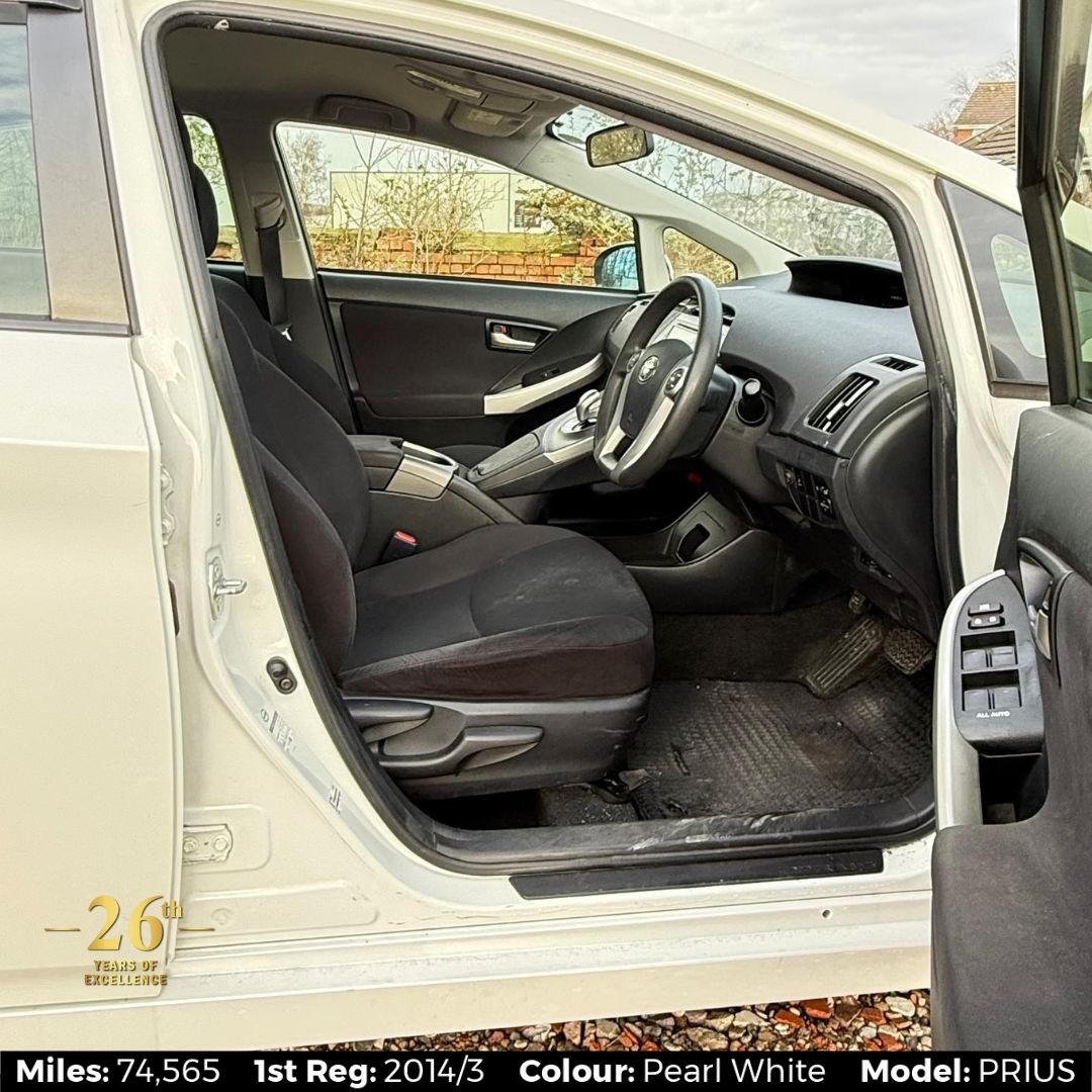 Used Toyota Prius 2025 for sale - 77008060: Photo 8