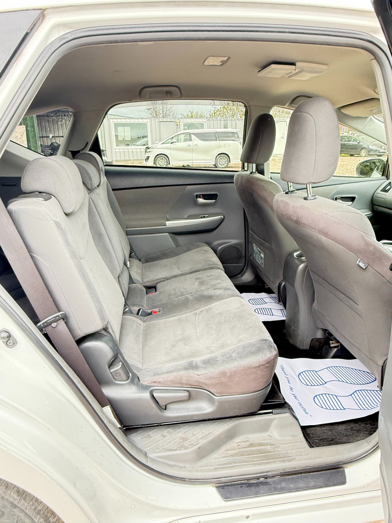 Used Toyota Prius+ 2026 for sale - 78105897: Photo 12