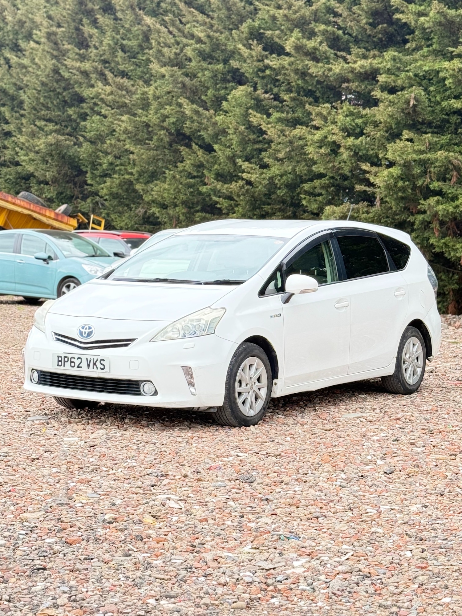 Used Toyota Prius+ 2026 for sale - 78105897: Photo 3