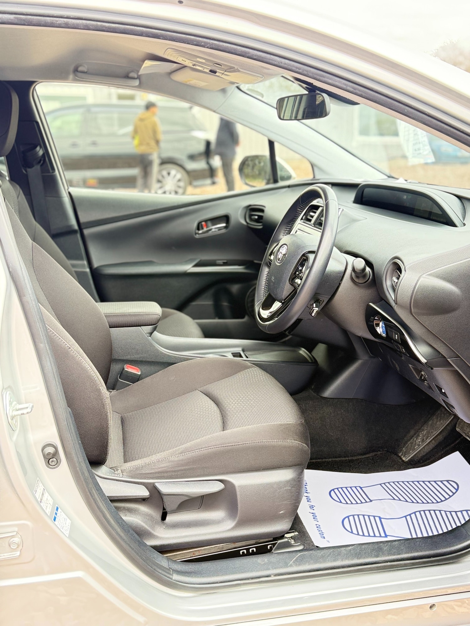 Used Toyota Prius 2020 for sale - 78103799: Photo 23