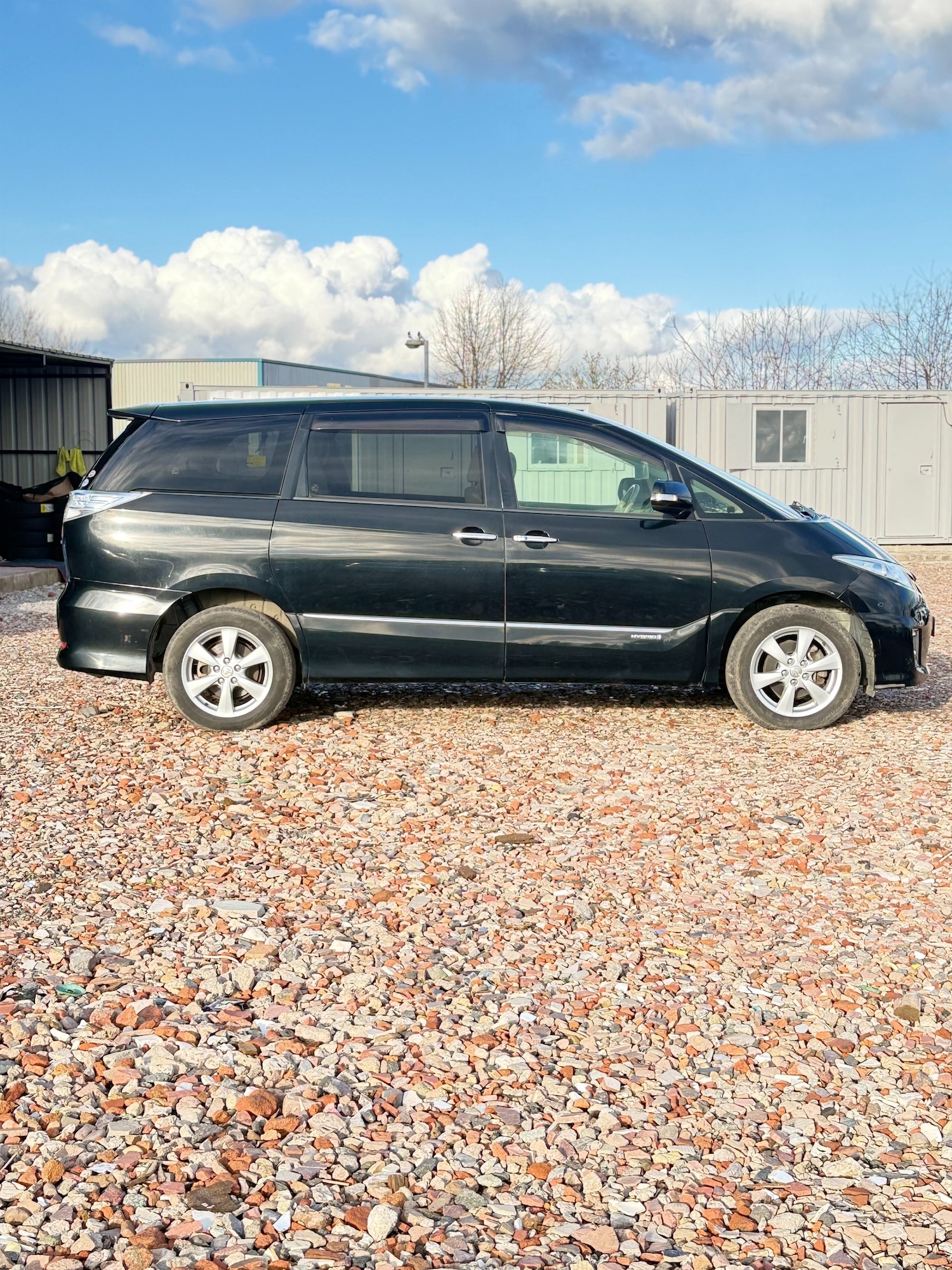 Used Toyota Estima 2010 for sale - 77726475: Photo 4