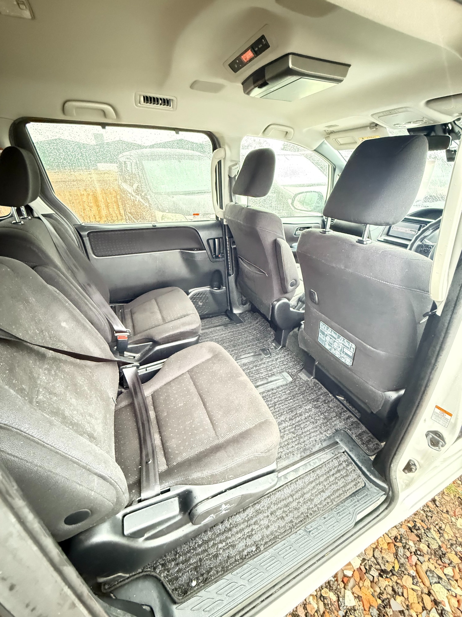 Used Toyota Voxy 2016 for sale - 77195002: Photo 12