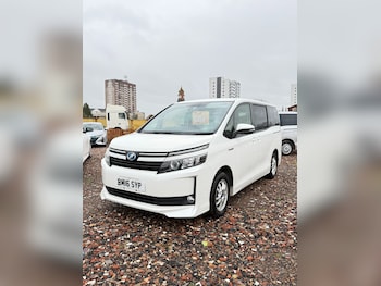 Toyota Voxy feature image