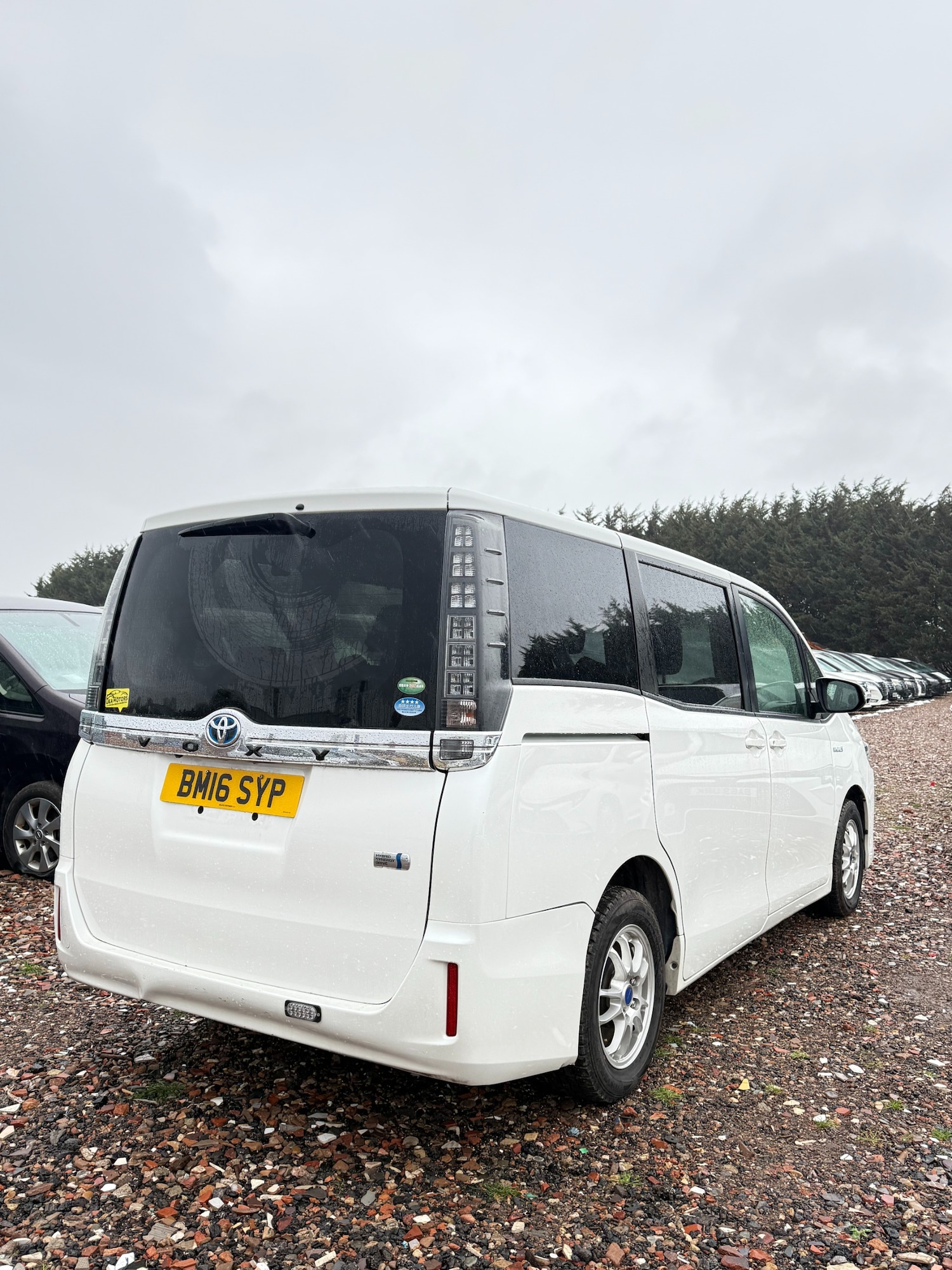 Used Toyota Voxy 2016 for sale - 77195002: Photo 4