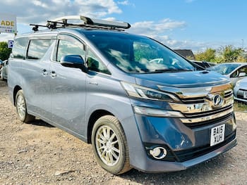 Used Toyota Vellfire 2015 for sale - 79640615: Photo