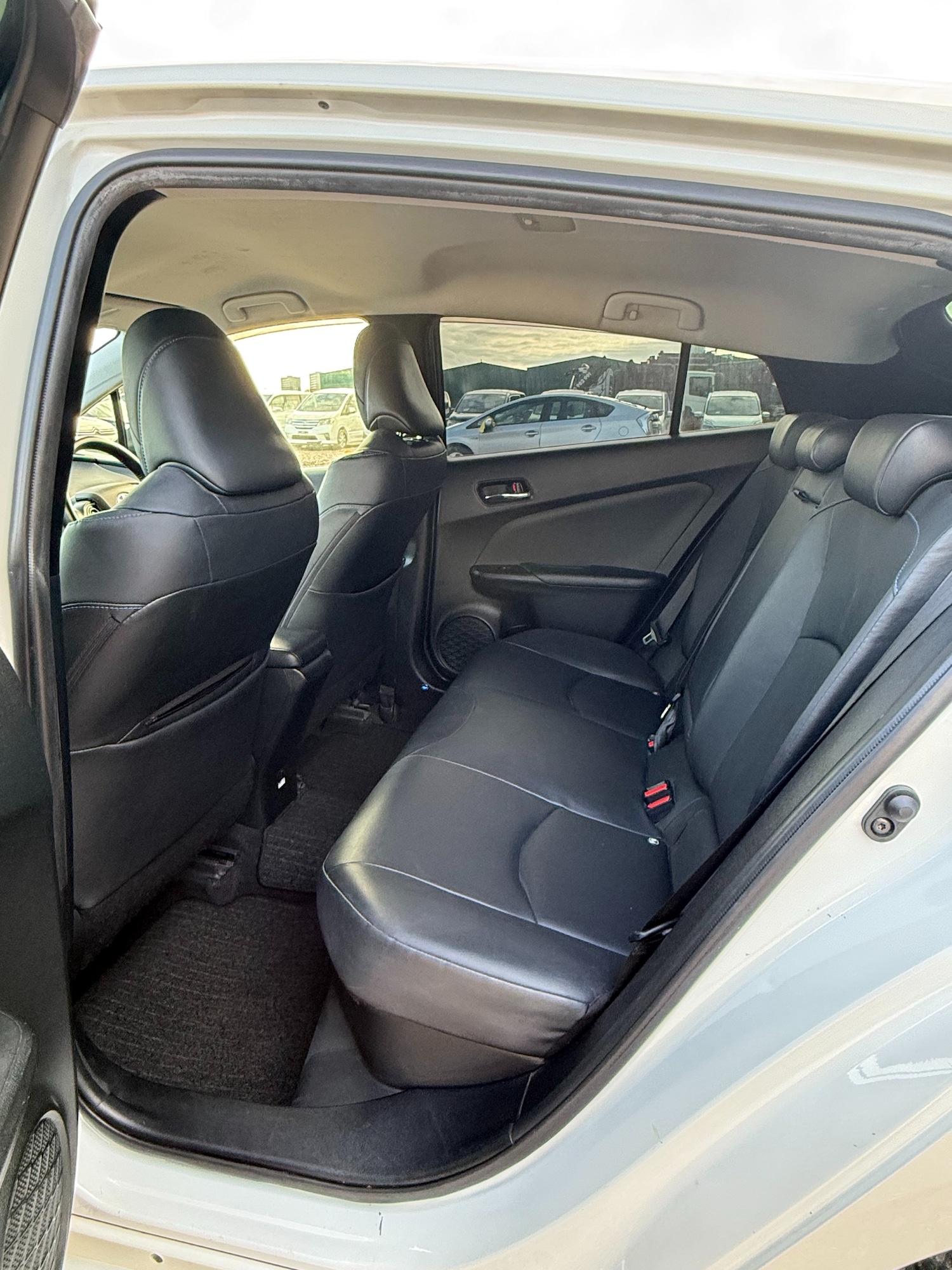 Used Toyota Prius 2019 for sale - 77686088: Photo 11