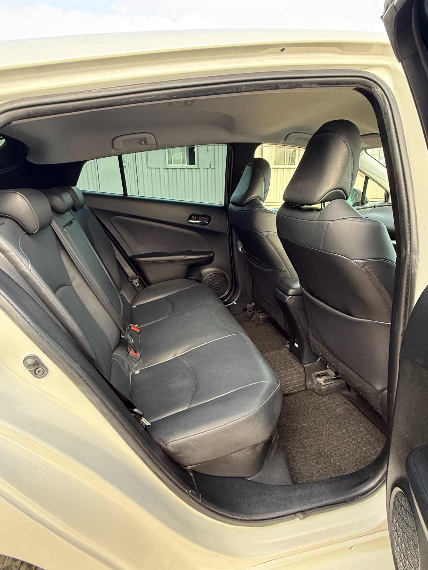 Used Toyota Prius 2019 for sale - 77686088: Photo 14