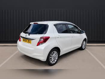 Used Toyota Yaris 2014 for sale - 79600860: Photo