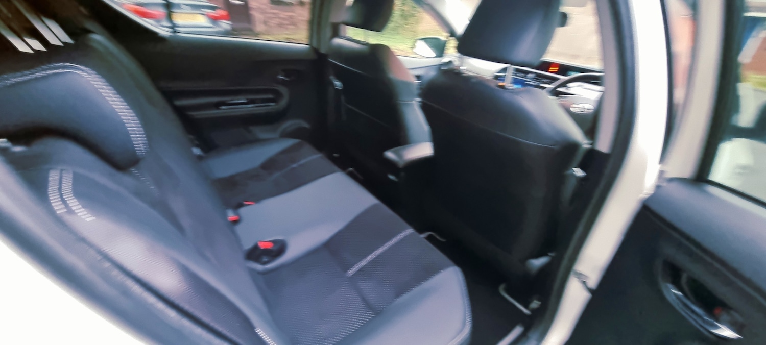 Used Toyota Aqua 2014 for sale - 78099782: Photo 10