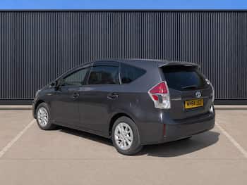 Used Toyota Prius 2015 for sale - 79625286: Photo