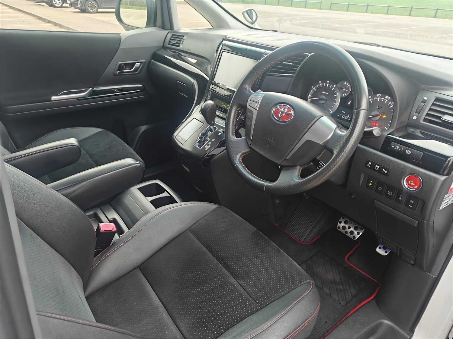 Used Toyota Alphard 2026 for sale - 78219659: Photo 32