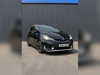 Used Toyota Prius+ 2015 for sale - 79000121: Photo