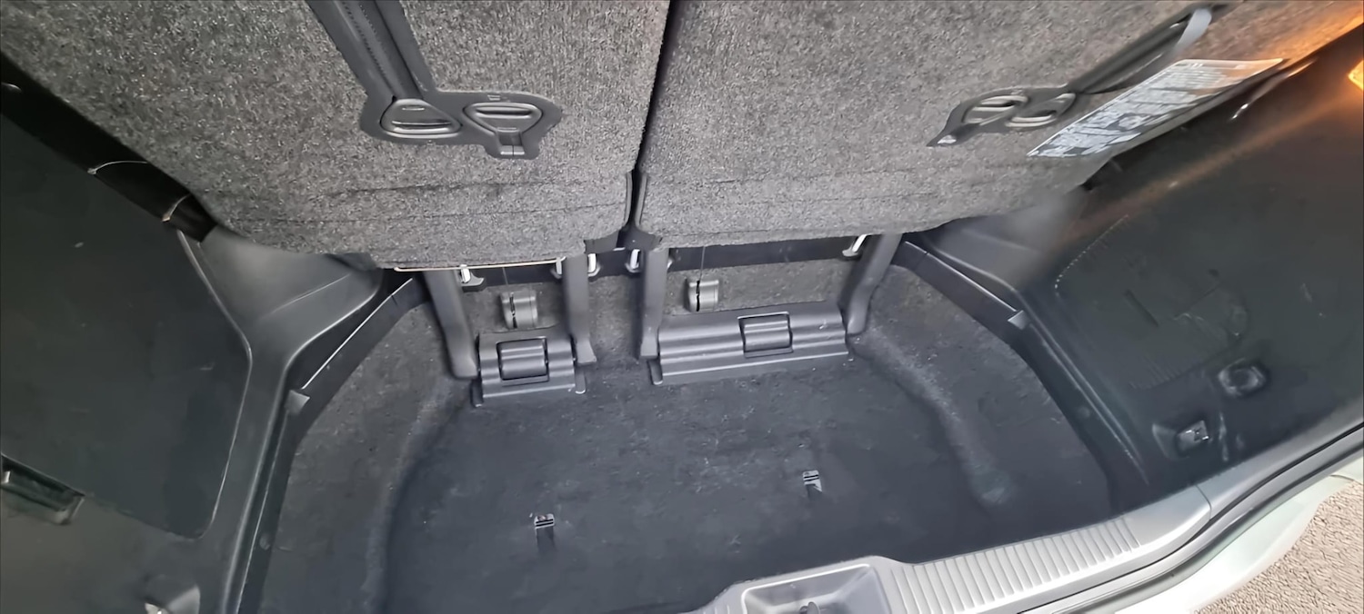 Used Toyota Estima 2013 for sale - 78185201: Photo 15