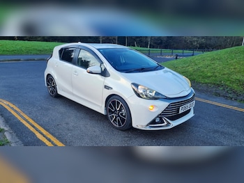 Used Toyota Aqua undefined for sale - 78078198: Photo