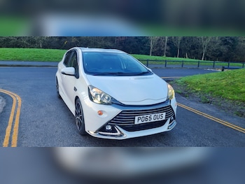 Used Toyota Aqua undefined for sale - 78078198: Photo