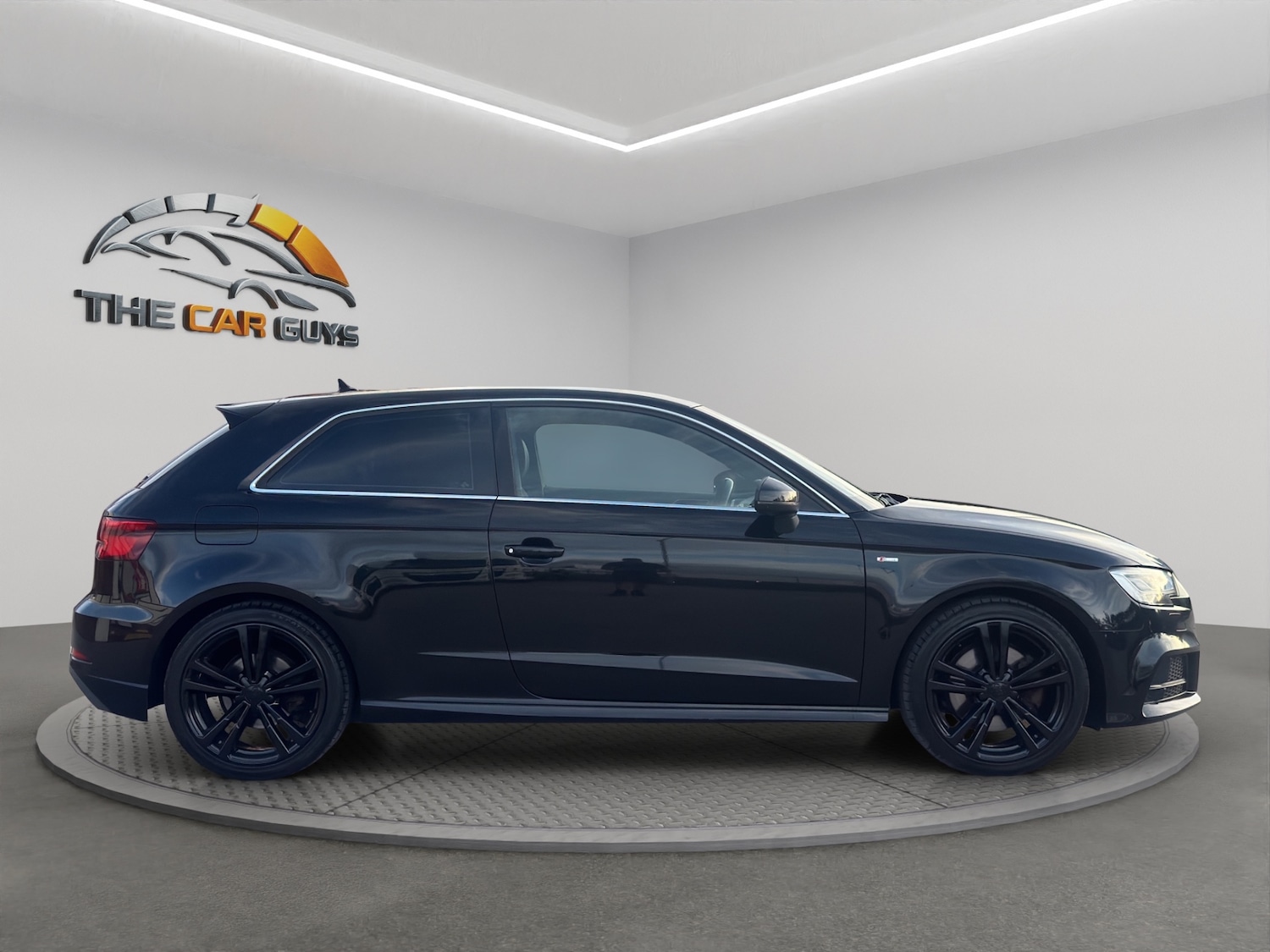 Used Audi A3 2017 for sale - 76491872: Photo 2