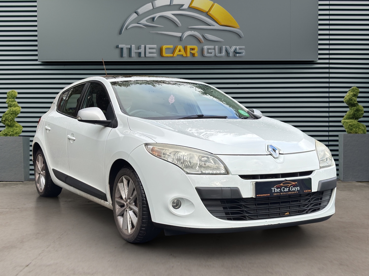 Used Renault Megane 2010 for sale - 76527444: Photo 1