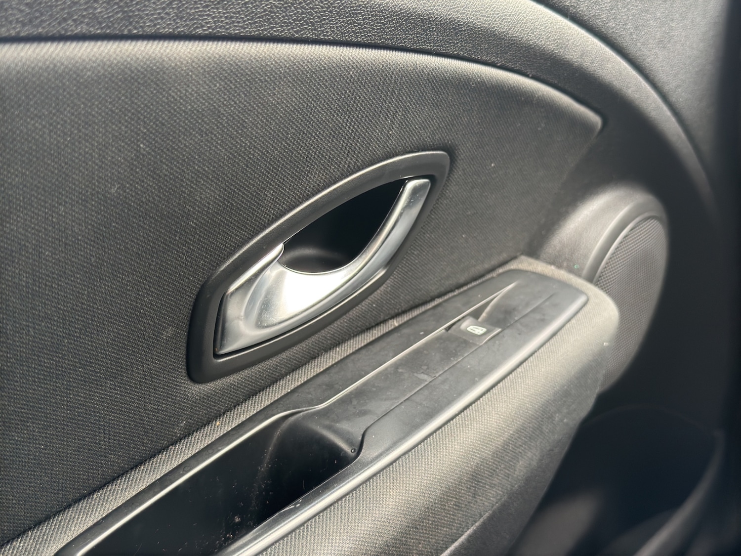 Used Renault Megane 2010 for sale - 76527444: Photo 12