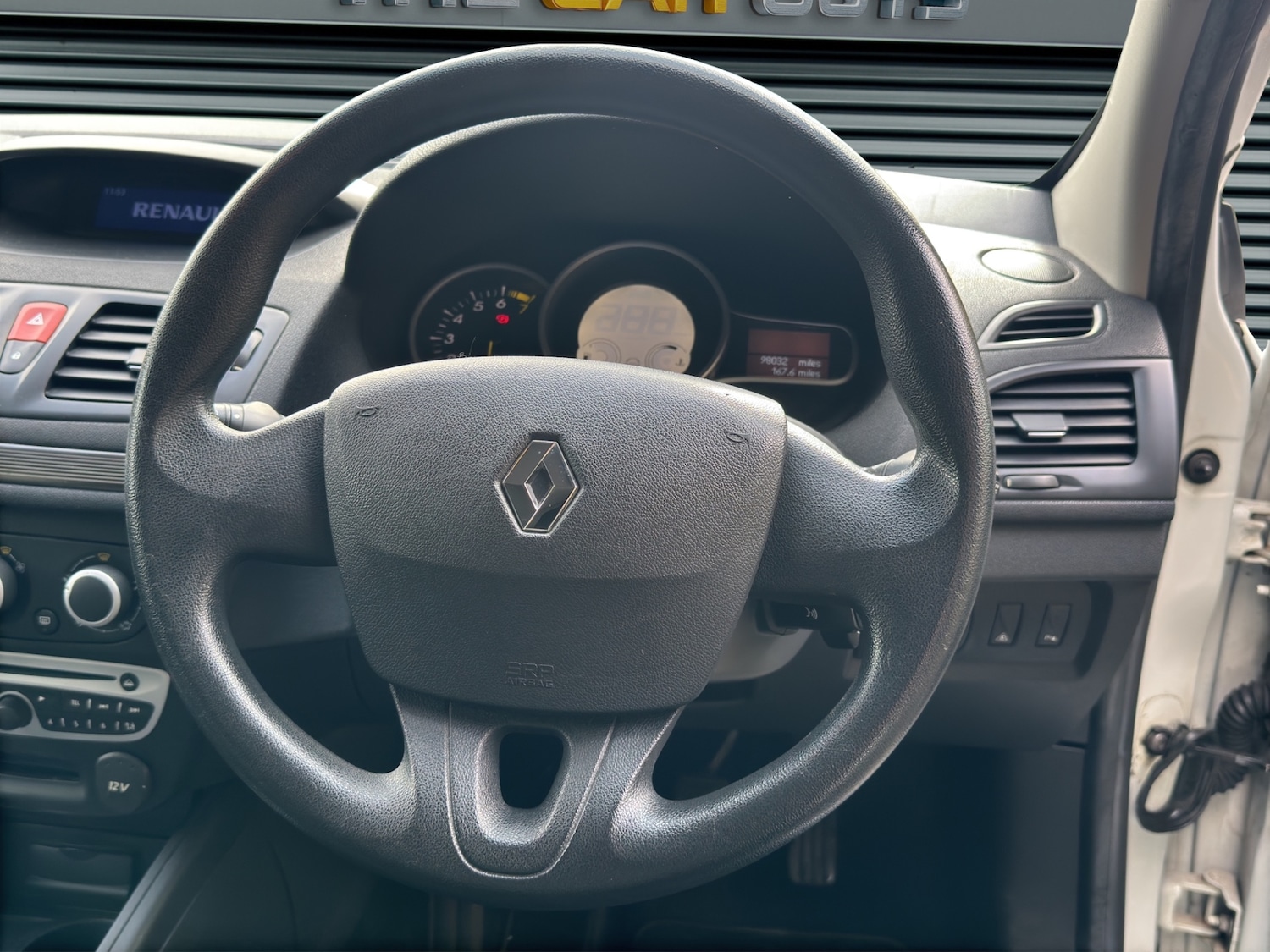 Used Renault Megane 2010 for sale - 76527444: Photo 21