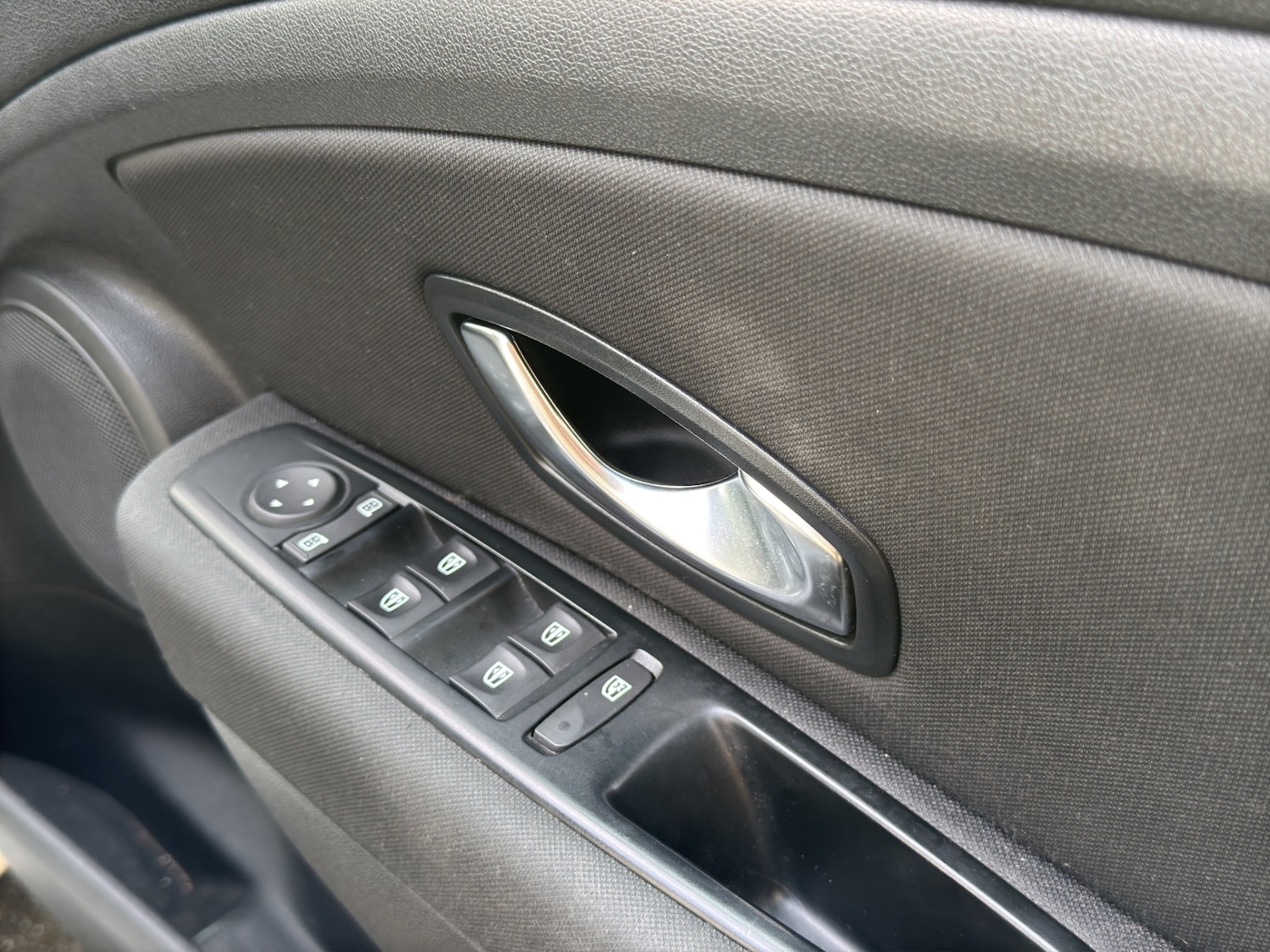 Used Renault Megane 2010 for sale - 76527444: Photo 22