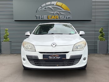 Used Renault Megane 2010 for sale - 76527444: Photo