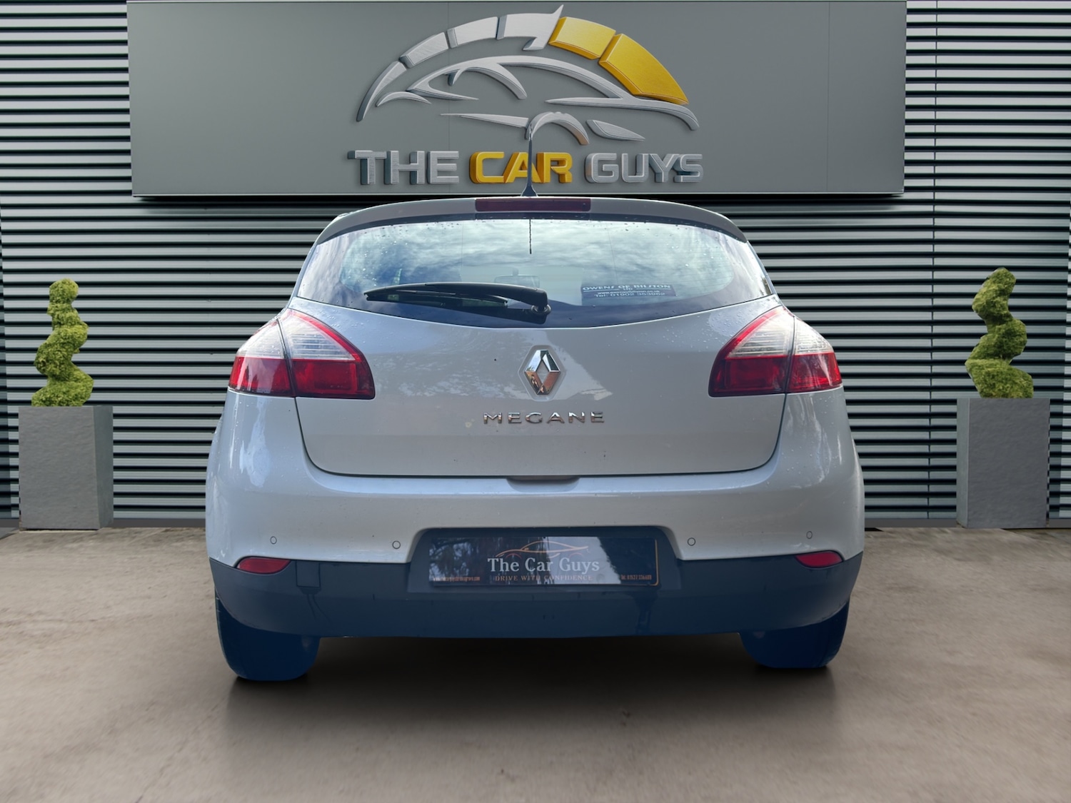 Used Renault Megane 2010 for sale - 76527444: Photo 6