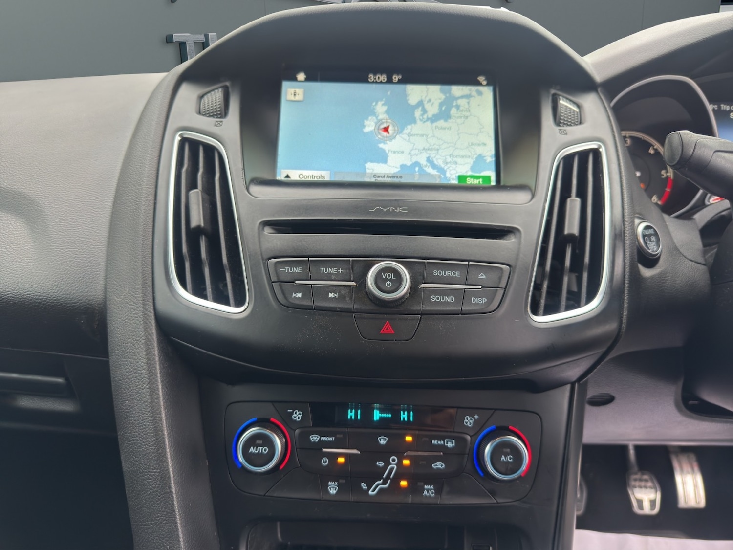 Used Ford Focus 2017 for sale - 77543368: Photo 14