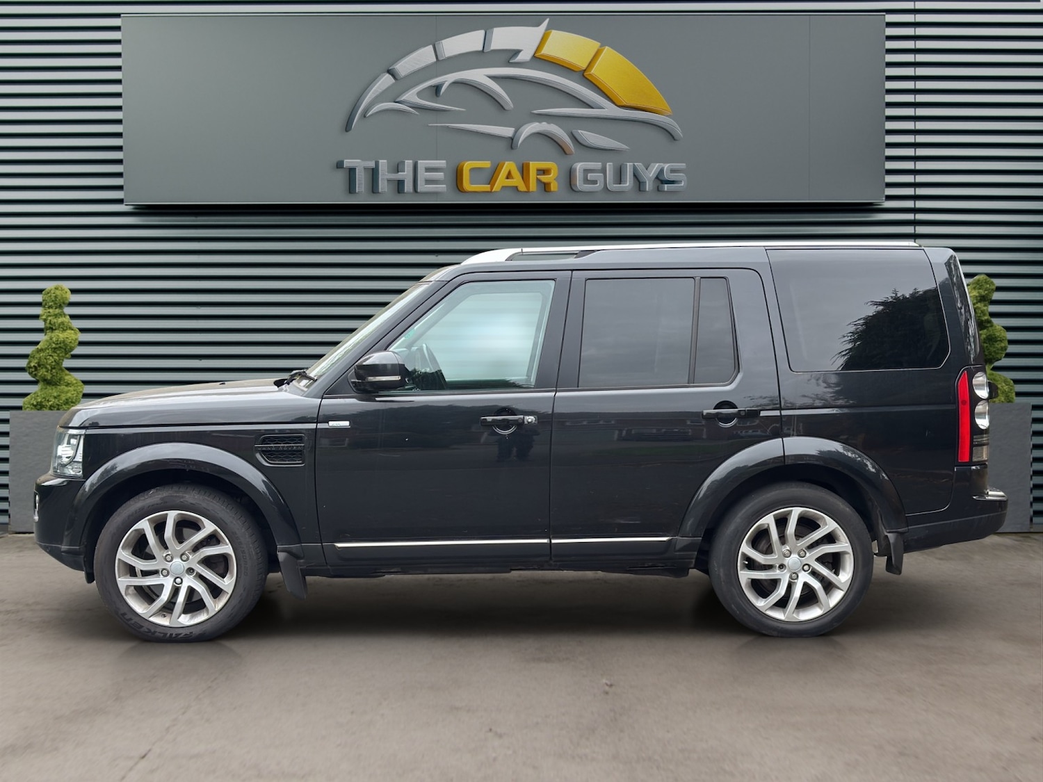 Used Land Rover Discovery 2016 for sale - 77543366: Photo 4