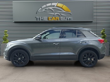 Used Volkswagen T-Roc 2021 for sale - 78961688: Photo