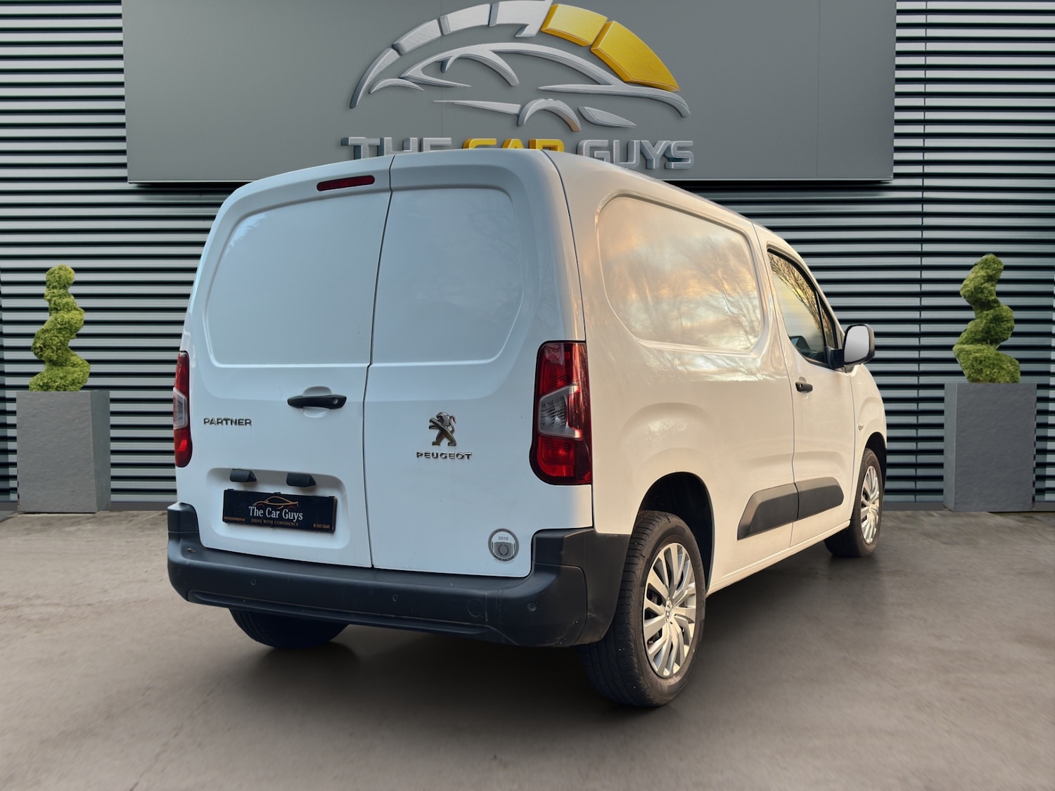 Used Peugeot Partner 2019 for sale - 76618391: Photo 9