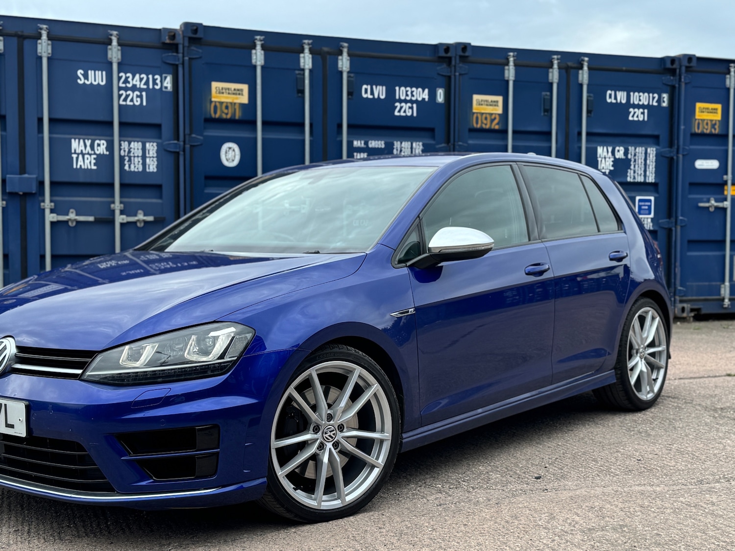 Used Volkswagen Golf 2015 for sale - 76527592: Photo 2